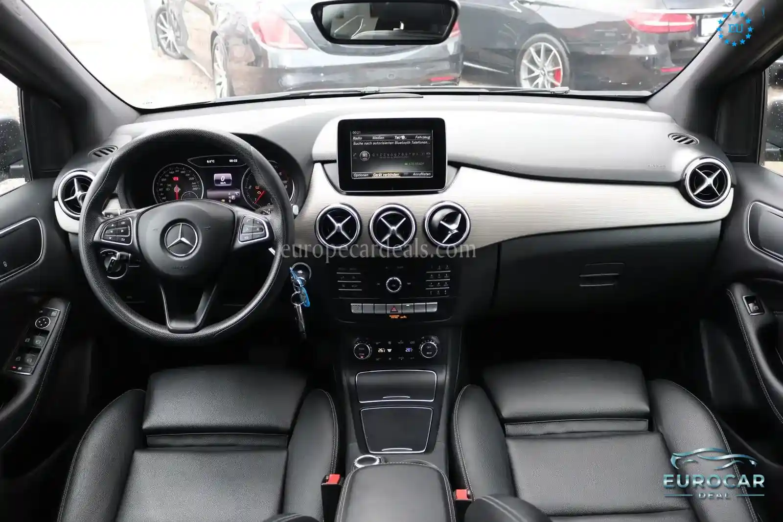 Mercedes-Benz B 180