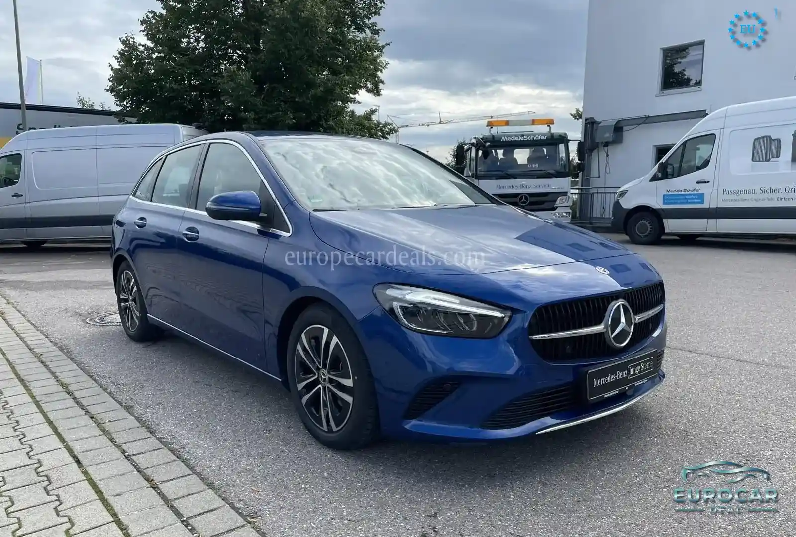 Mercedes-Benz B 200