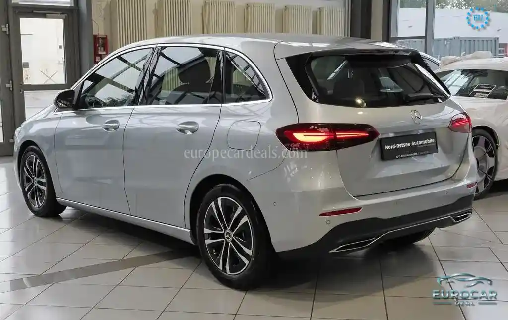 Mercedes-Benz B 200