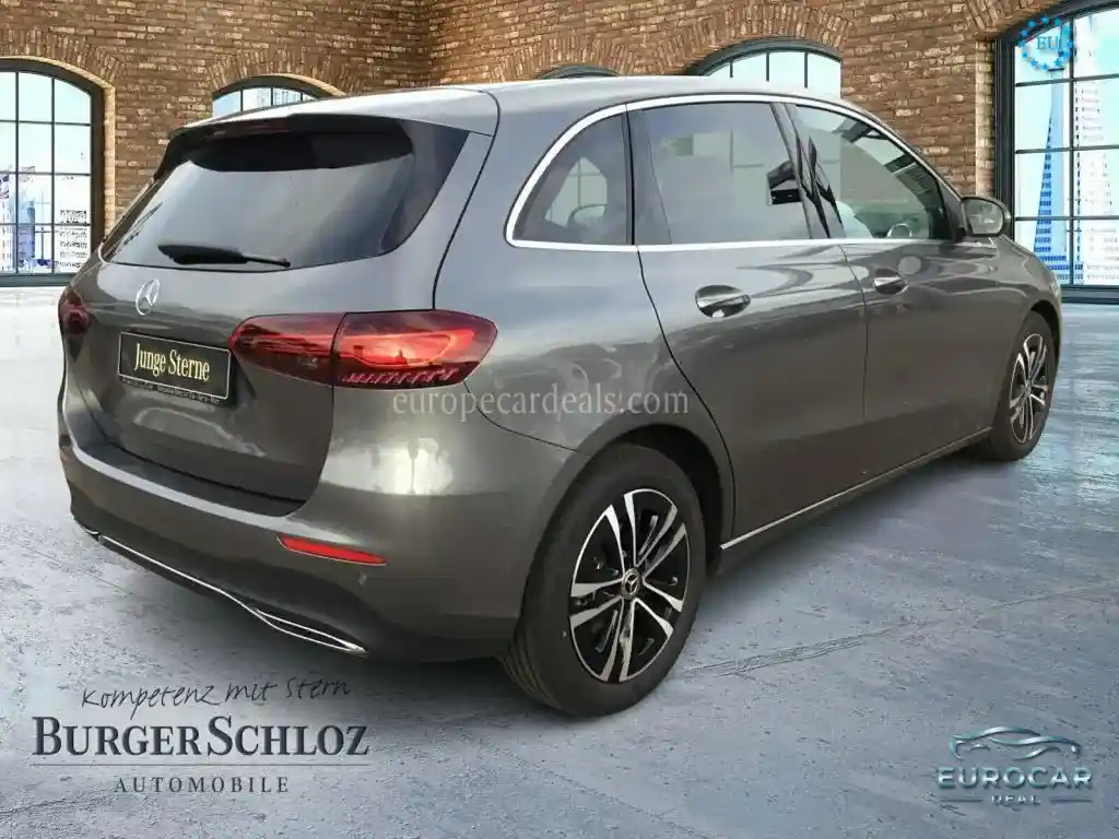 Mercedes-Benz B 180