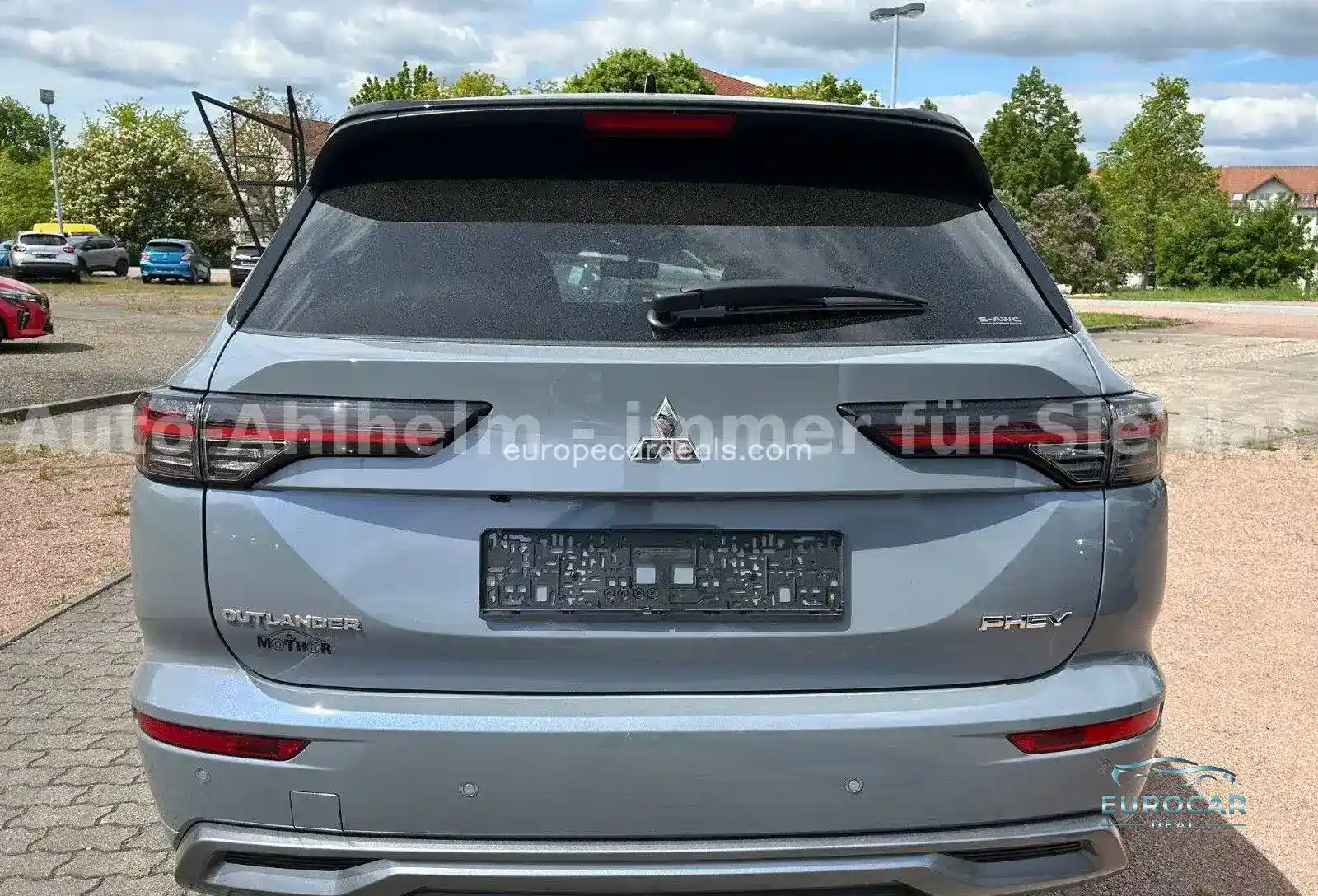 Mitsubishi Plug-in Hybrid Outlander