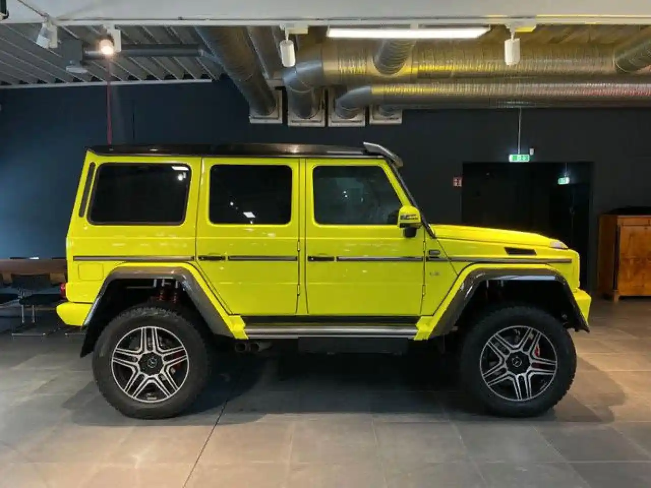 Mercedes-Benz G 500