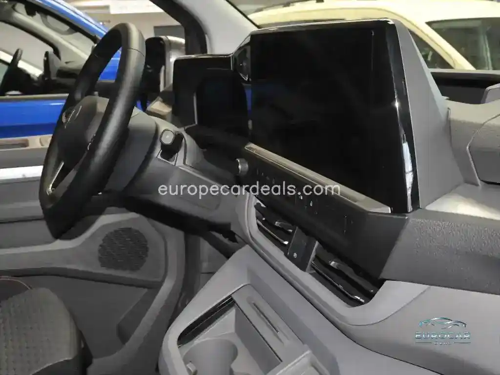 Volkswagen T7 Caravelle