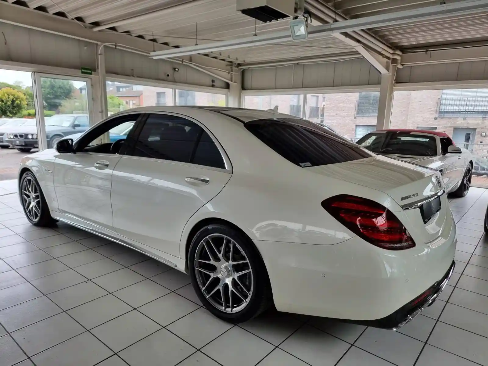 Mercedes-Benz S 63 AMG