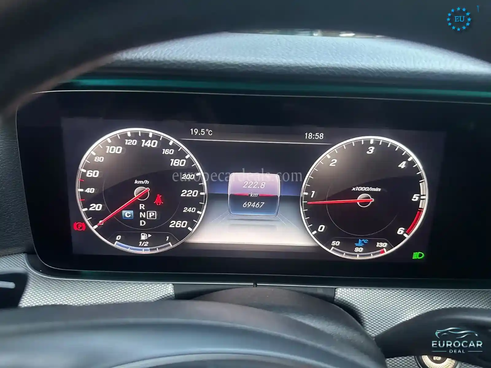 Mercedes-Benz E 200