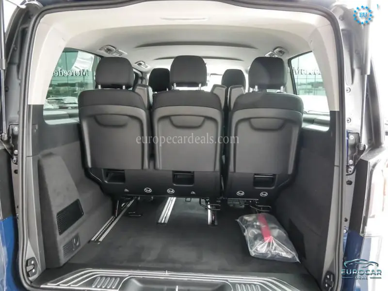 Mercedes-Benz V 220