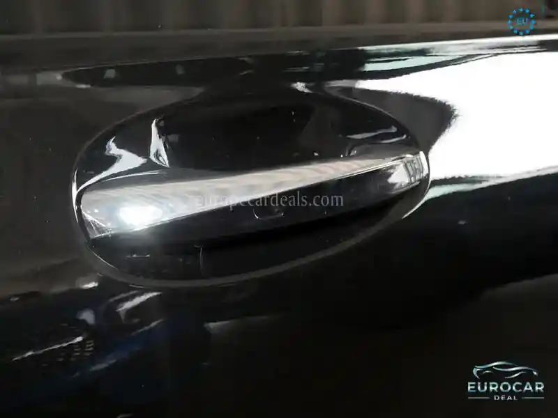 Mercedes-Benz A 220