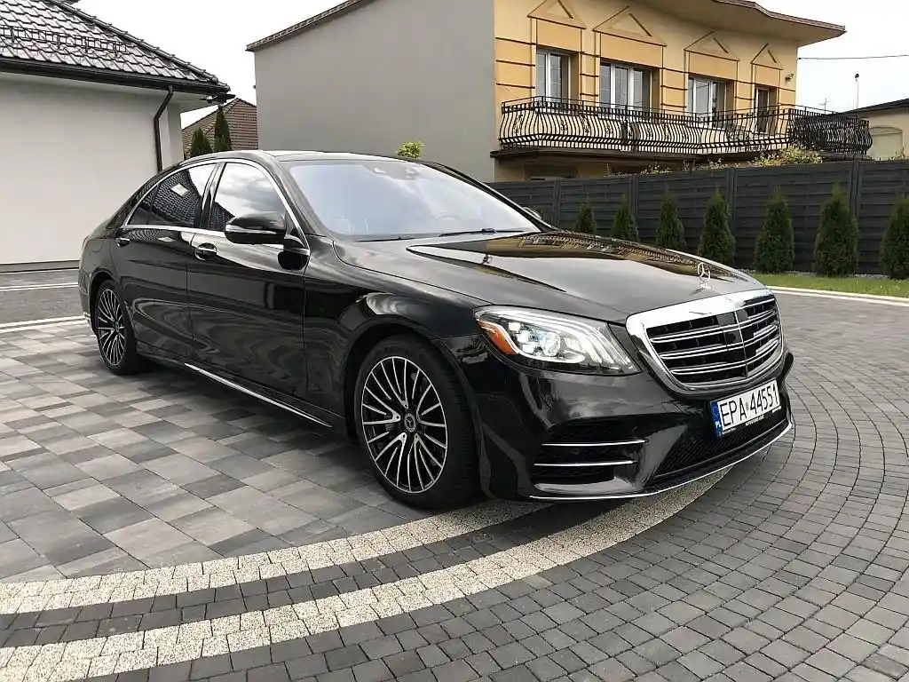 Mercedes-Benz S 560