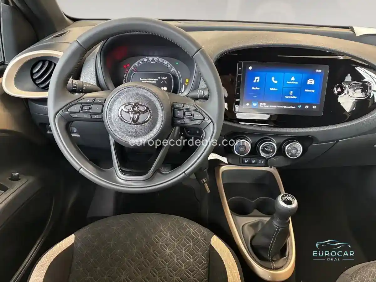 Toyota Aygo (X)