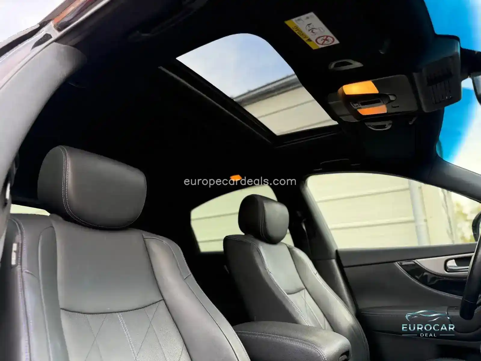 Infiniti QX70