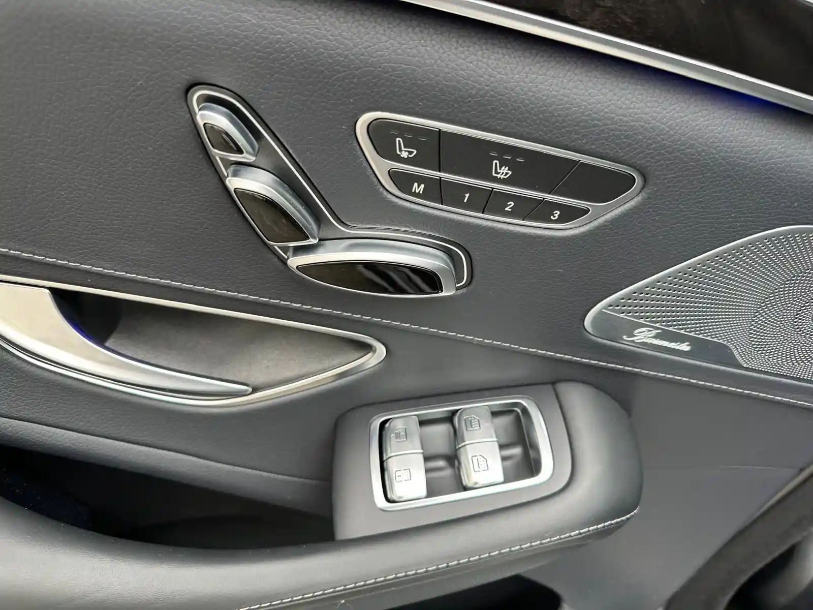 Mercedes-Benz S 500
