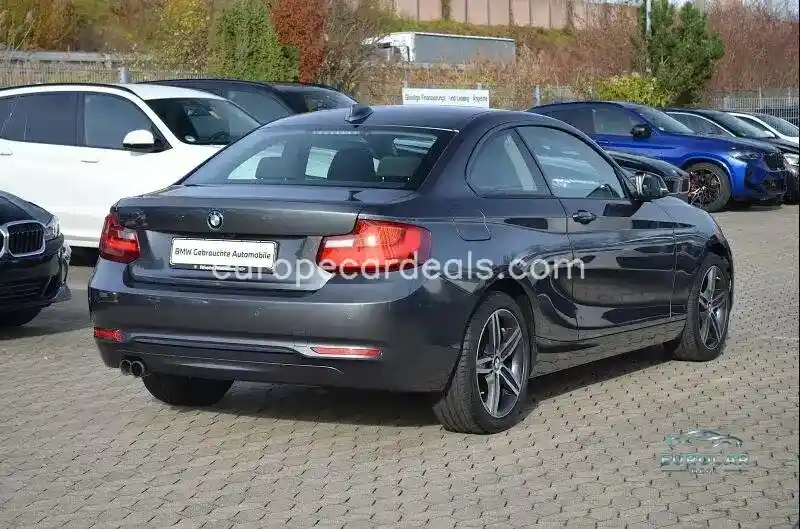 BMW 220