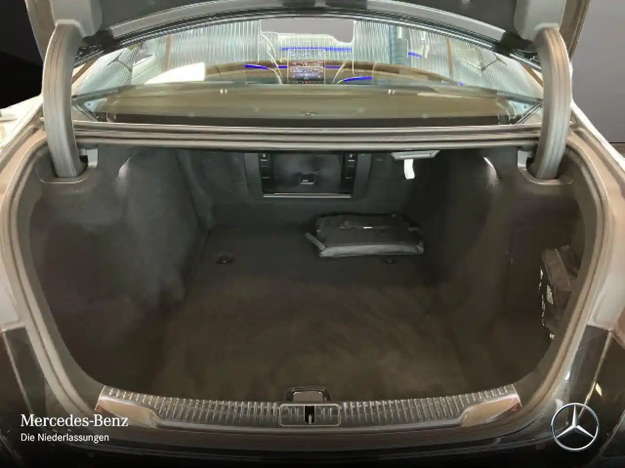 Mercedes-Benz S 500