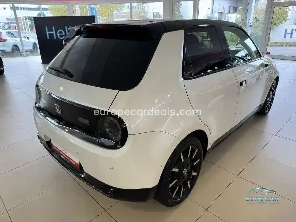 Honda e