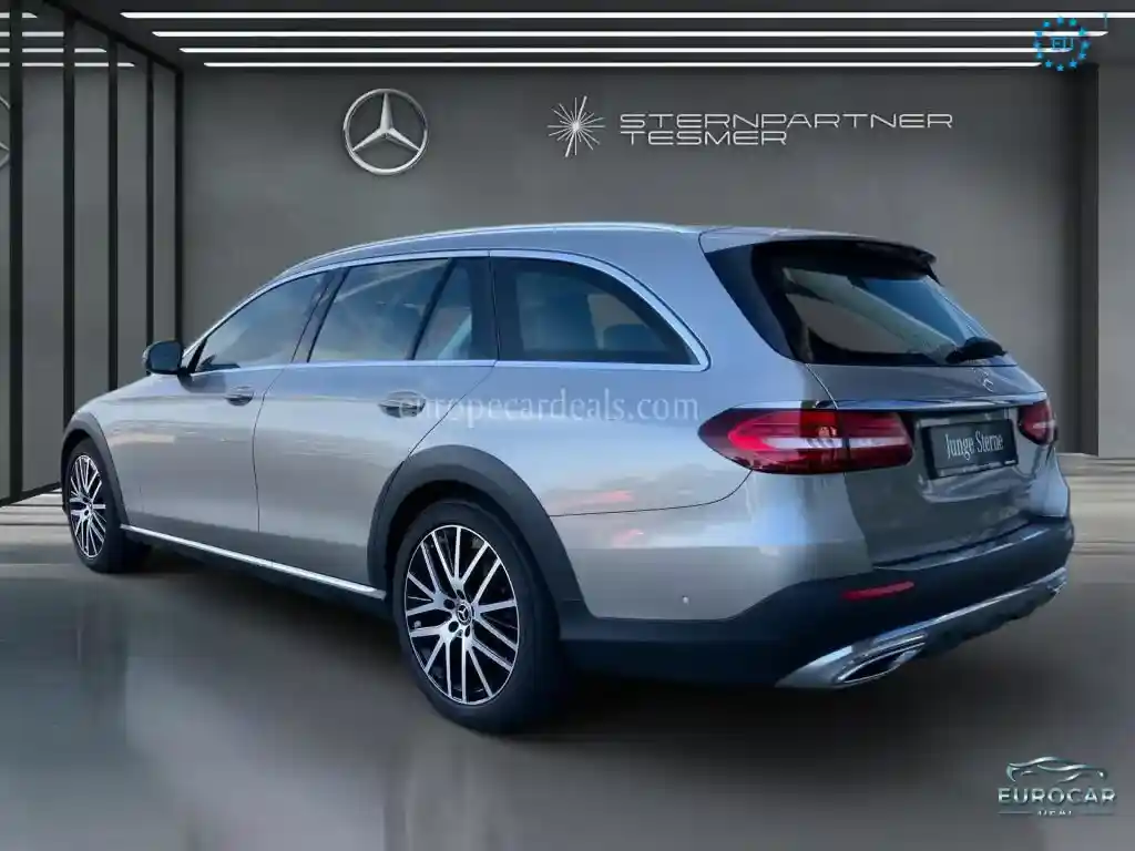 Mercedes-Benz E 400