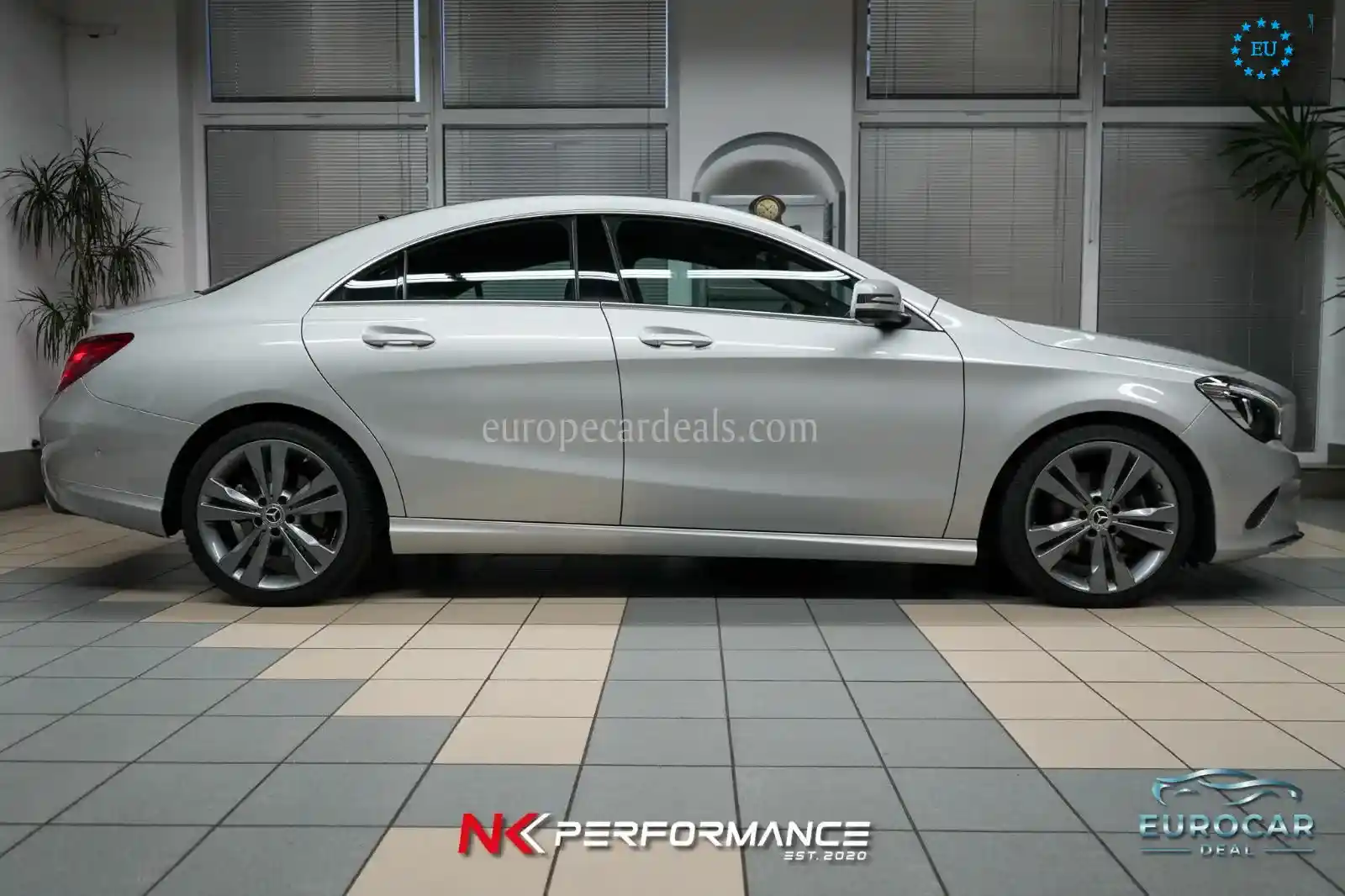 Mercedes-Benz CLA 200