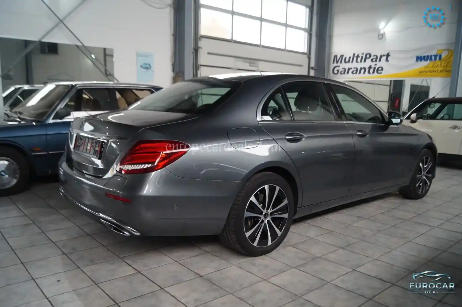 Mercedes-Benz E 300