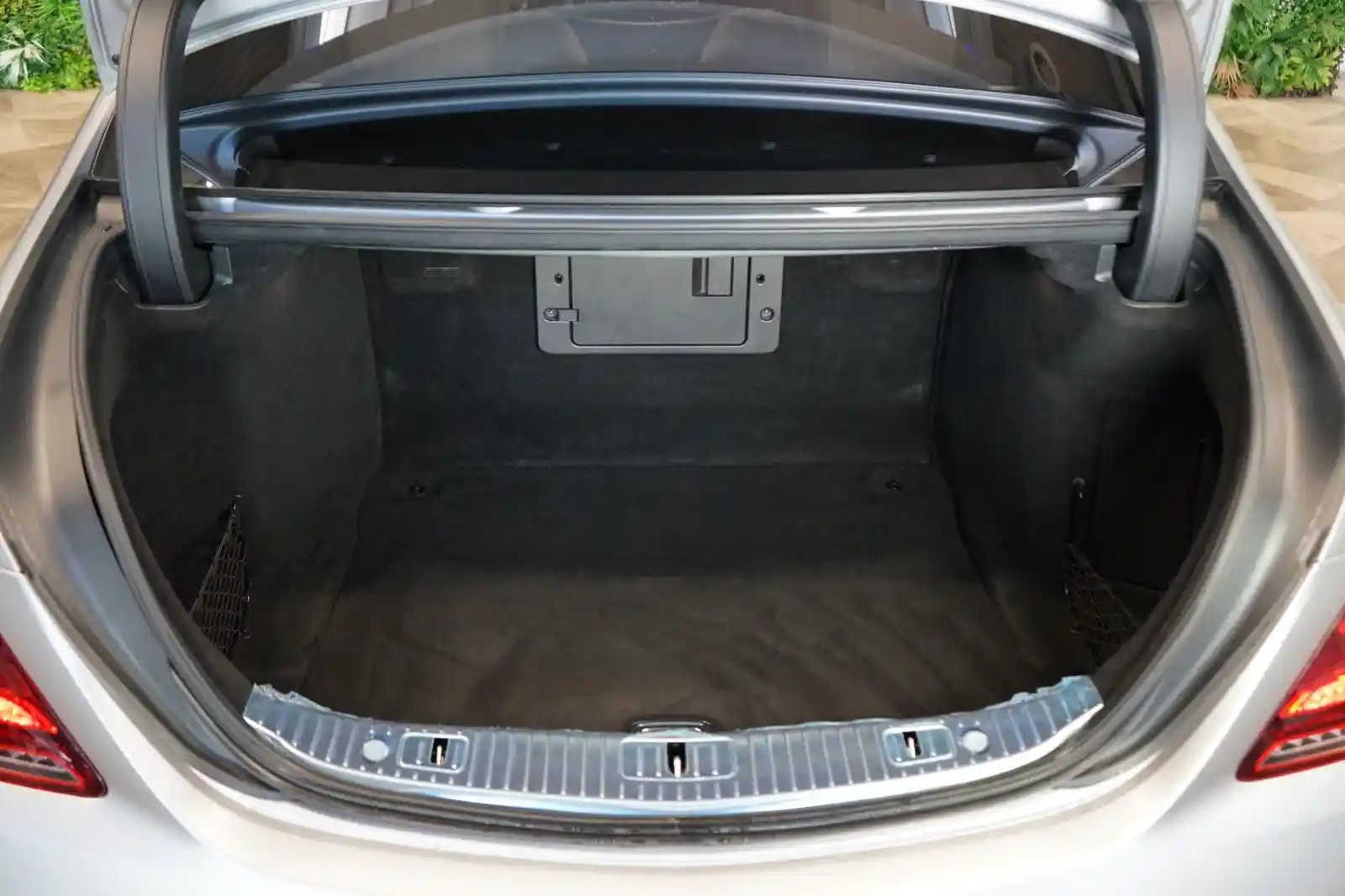 Mercedes-Benz S 560