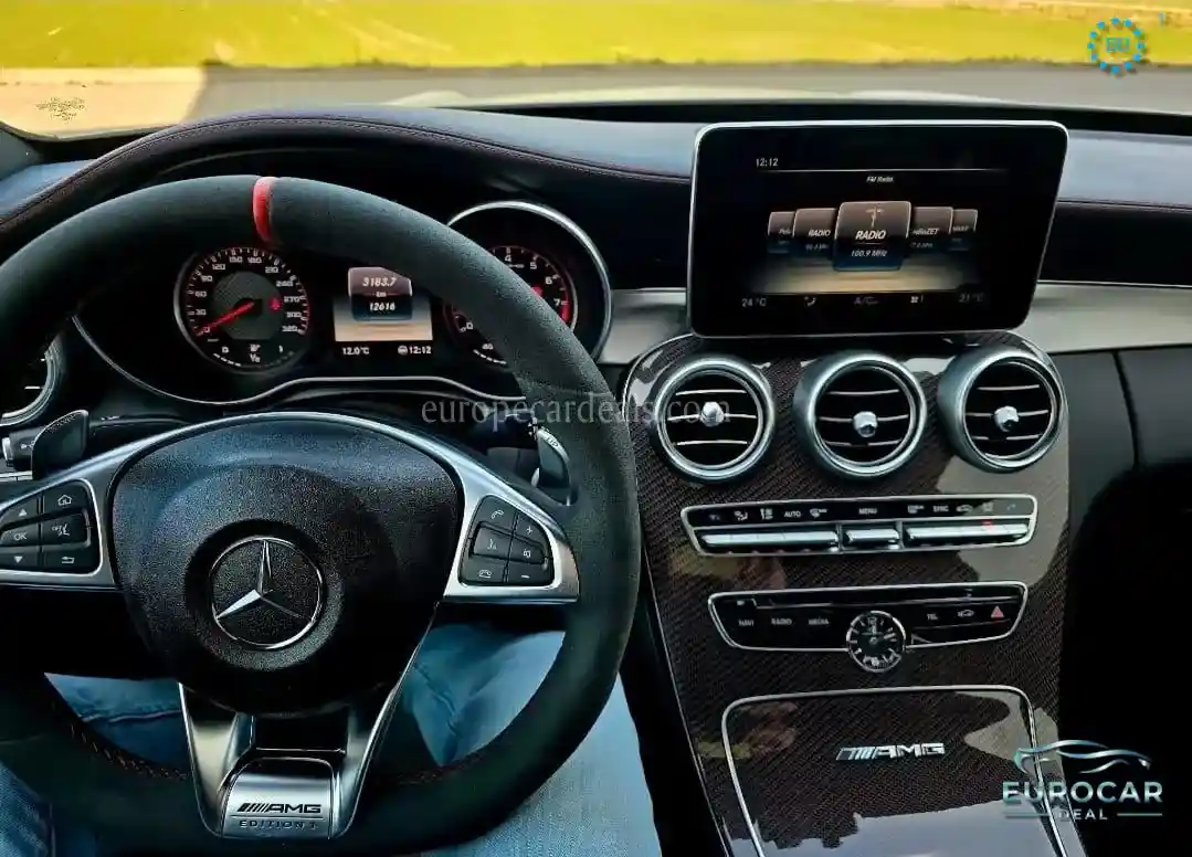 Mercedes-Benz C 63 AMG