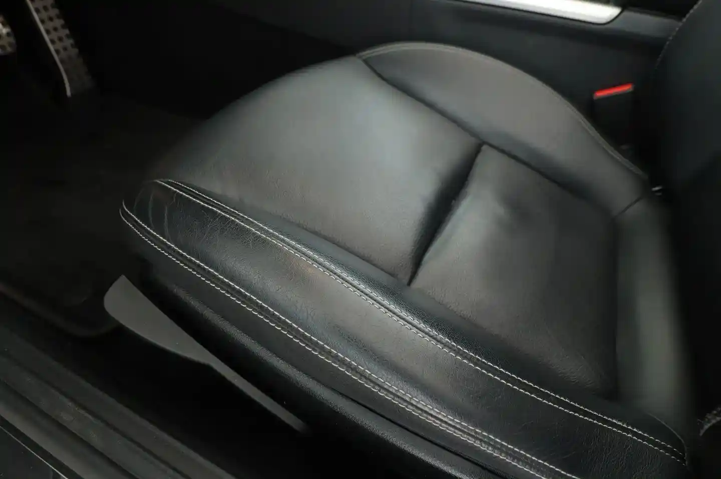 Mercedes-Benz SLC 200