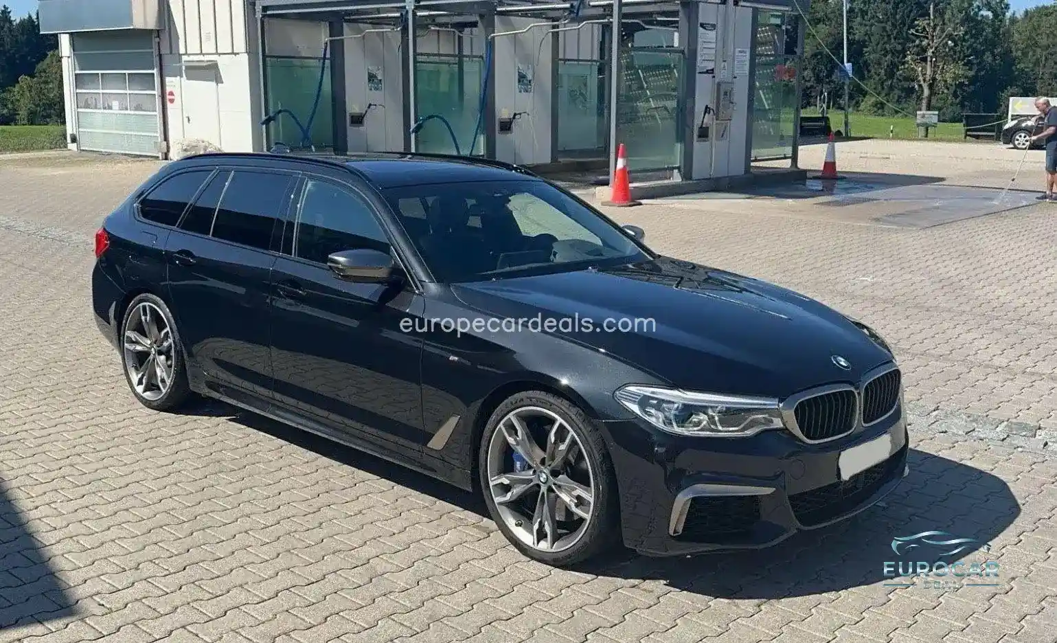 BMW M550