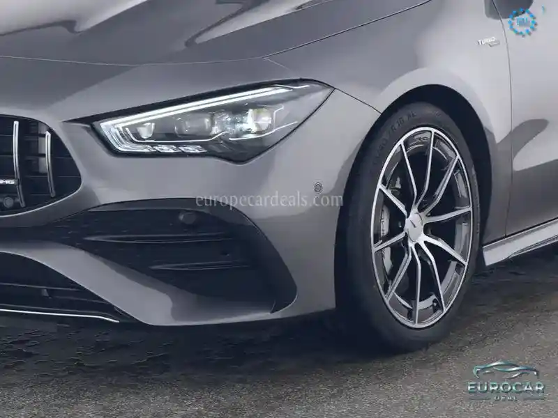 Mercedes-Benz CLA 35 AMG Shooting Brake