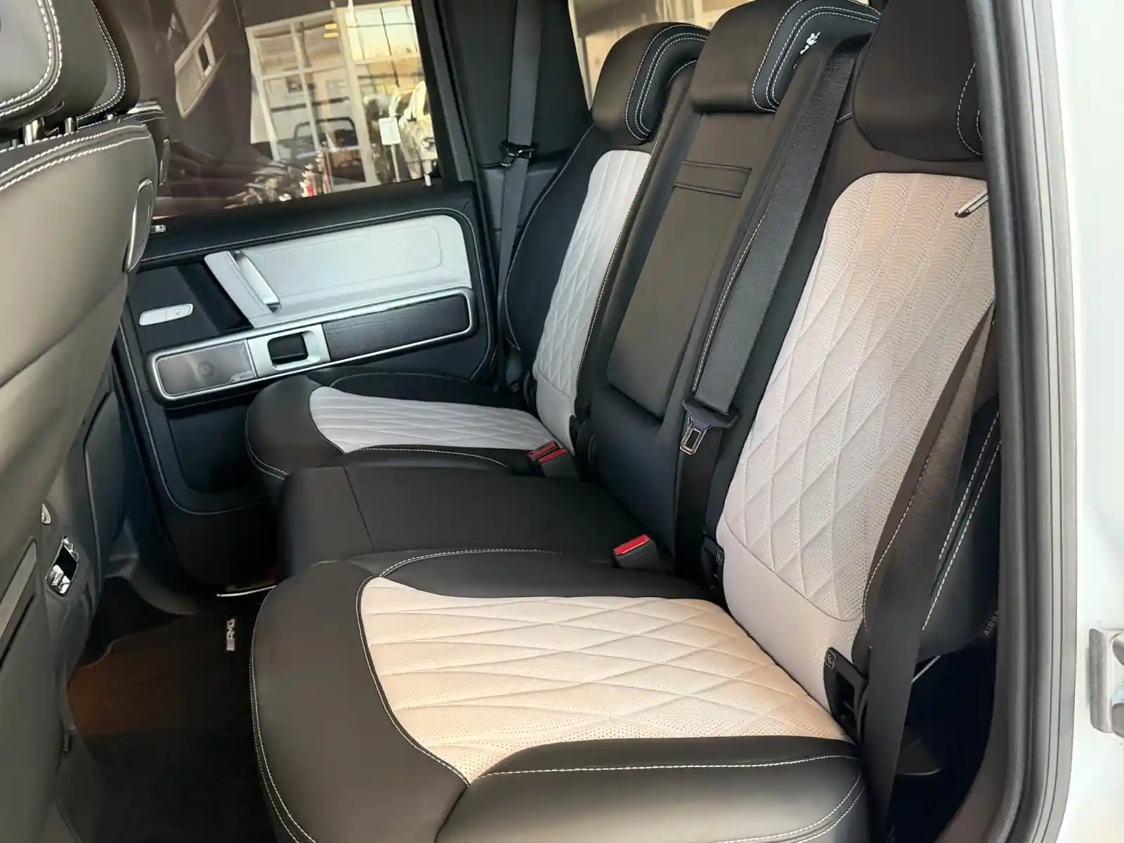 Mercedes-Benz G 500