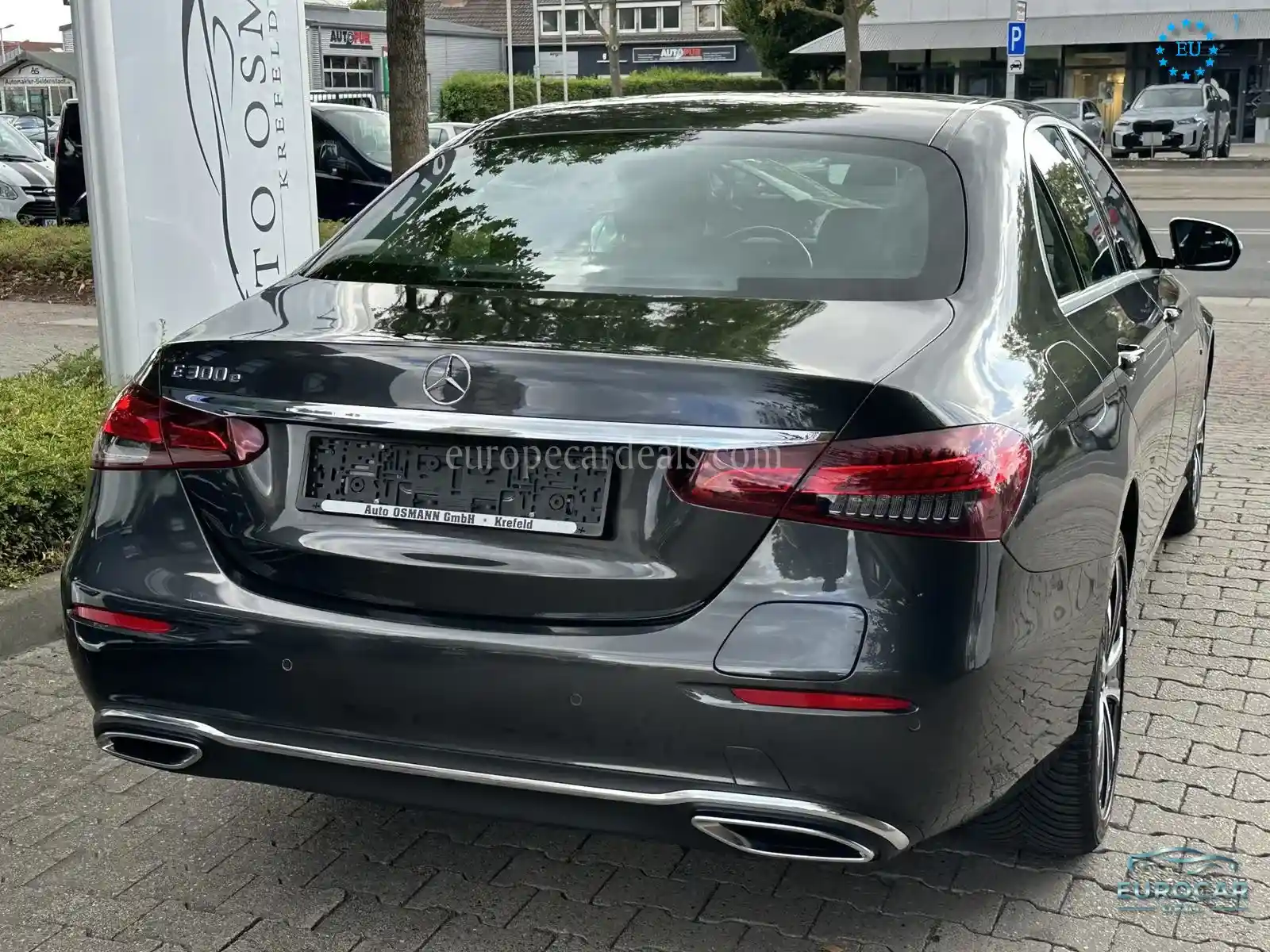 Mercedes-Benz E 300
