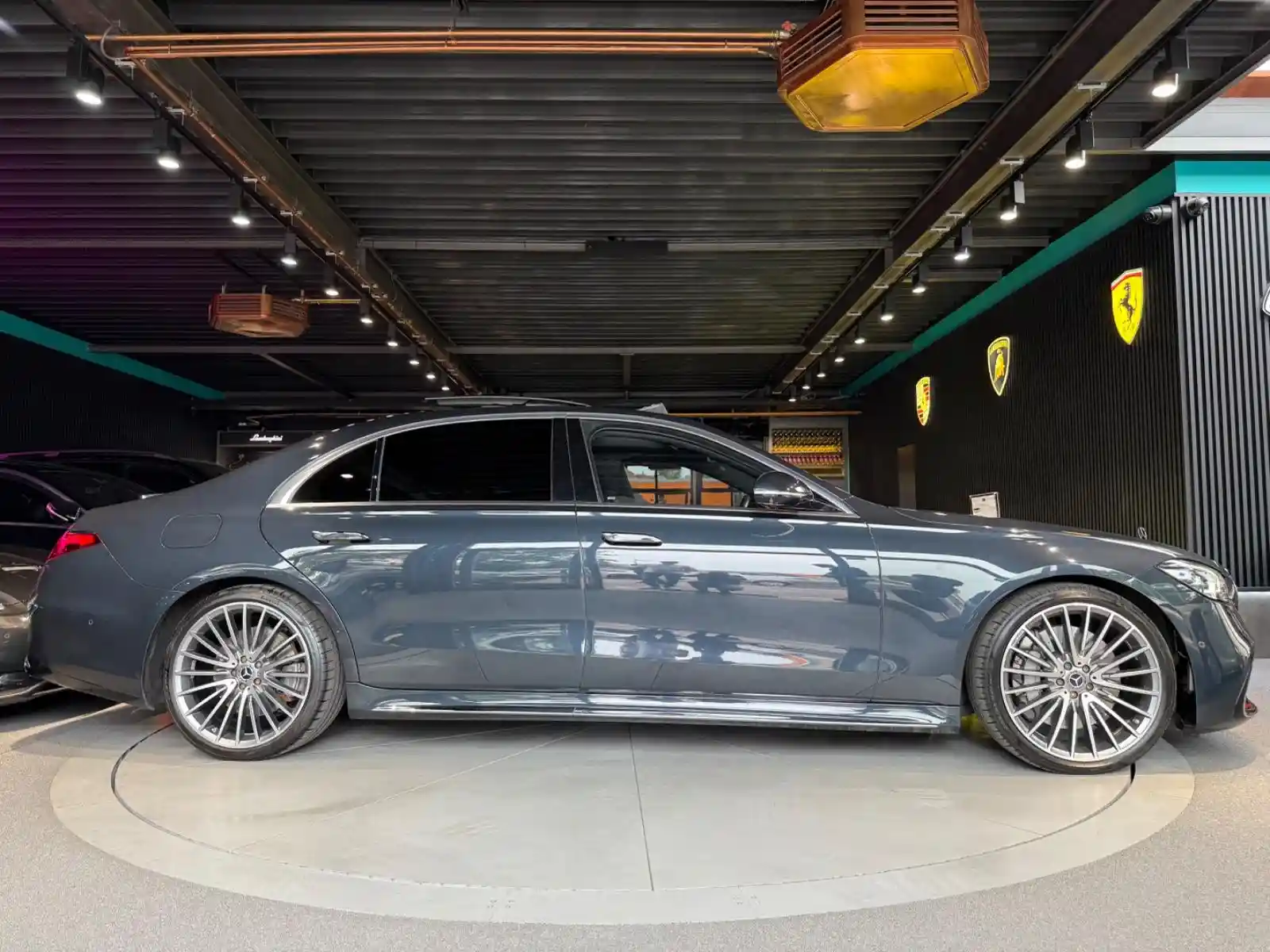 Mercedes-Benz S 500
