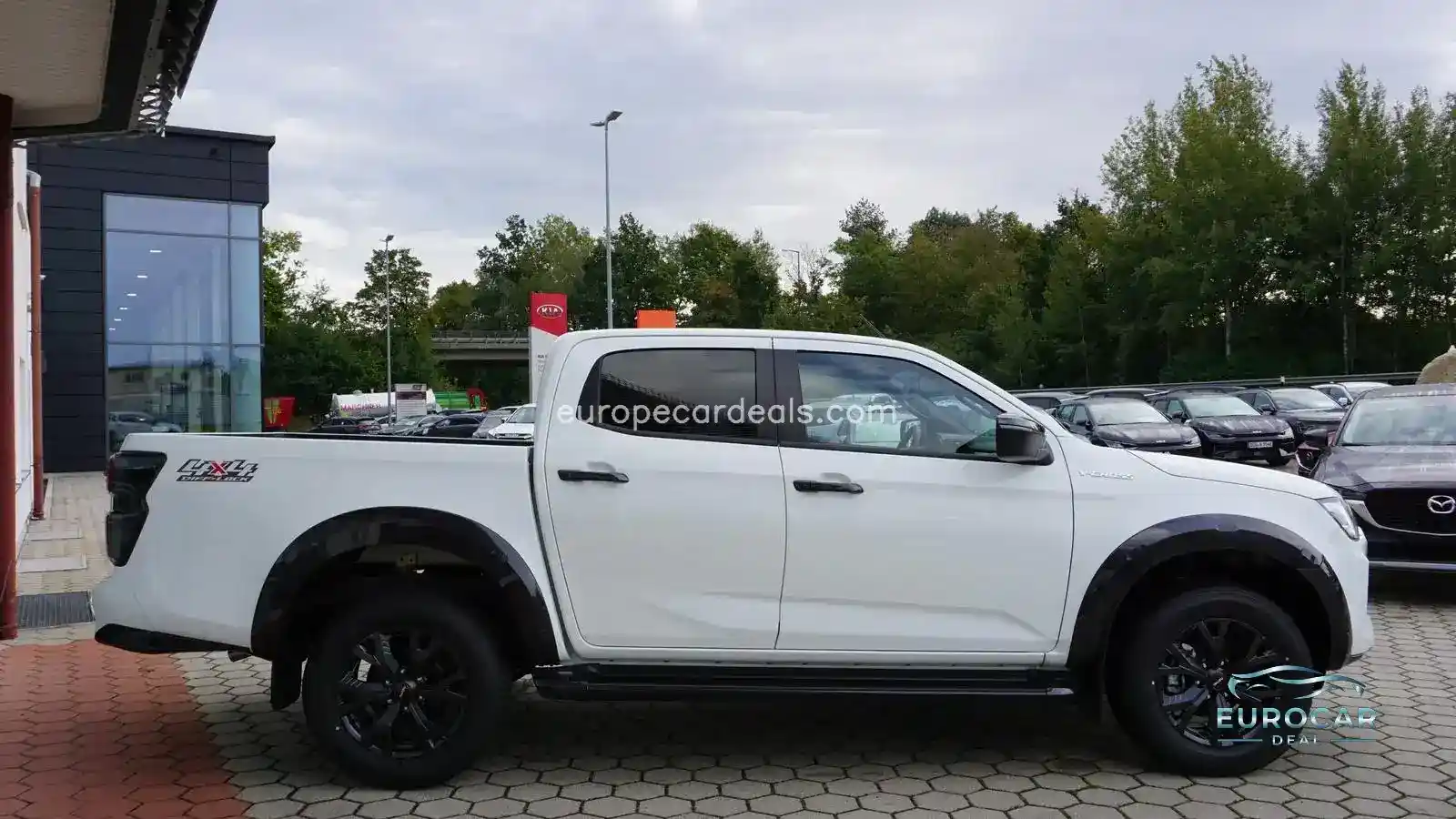 Double Cap 4WD V-Cross A/T *AKTION*