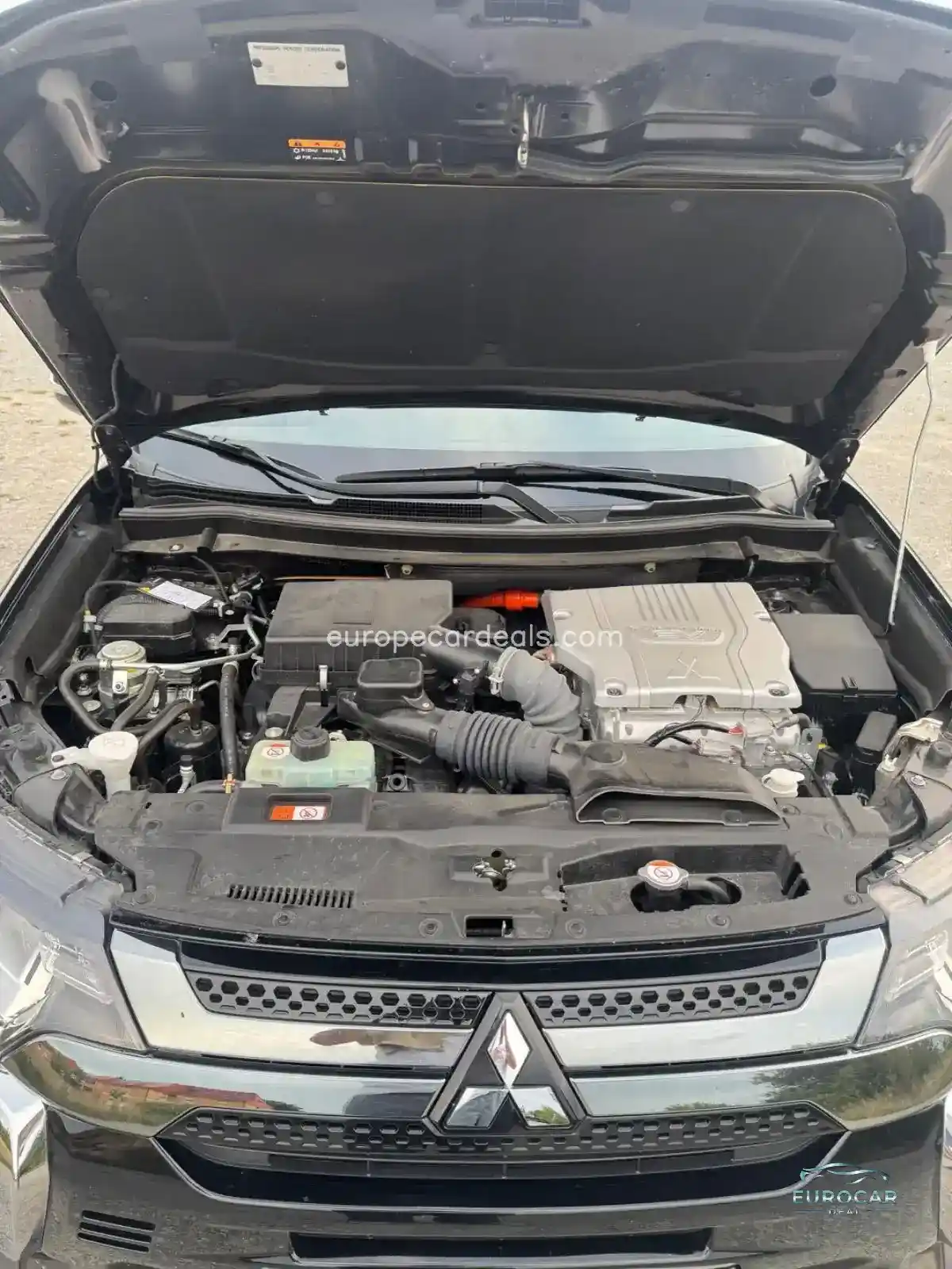 Mitsubishi Plug-in Hybrid Outlander