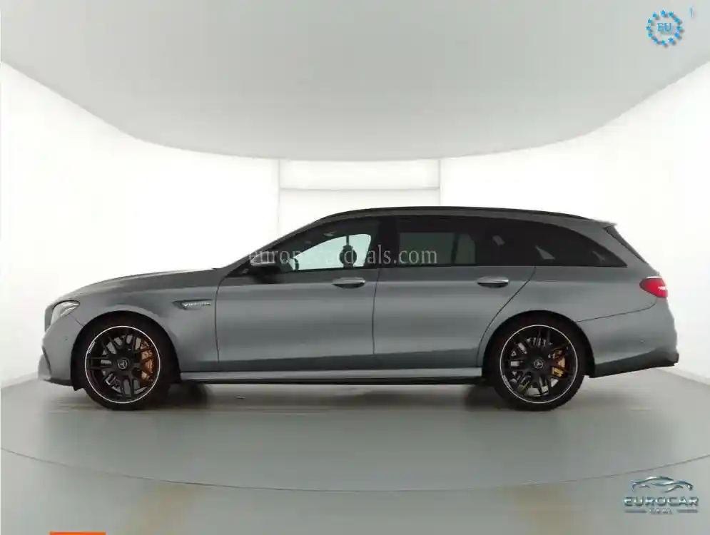 Mercedes-Benz E 63 AMG