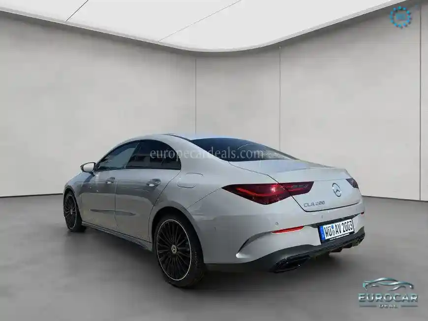 Mercedes-Benz CLA 200