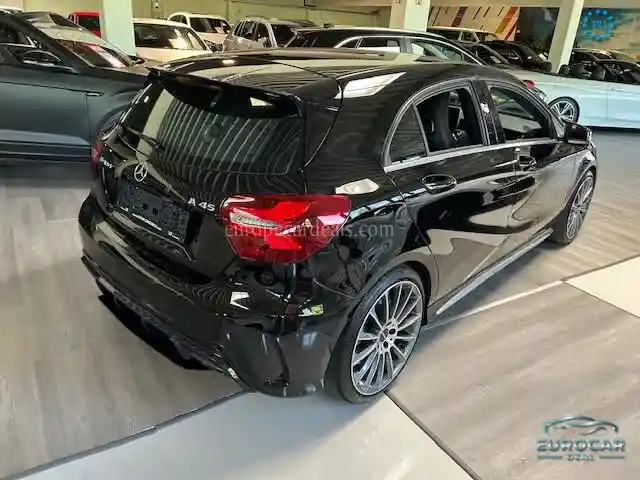 Mercedes-Benz A 45 AMG