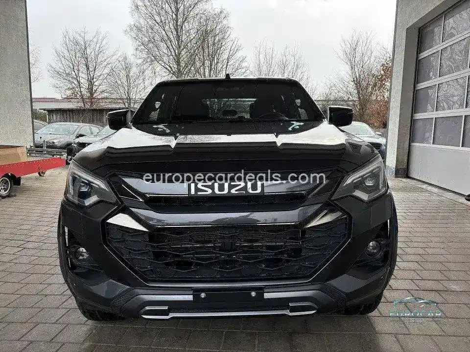 D-MAX Double Cab 4×4 AHK V-Cross A/T