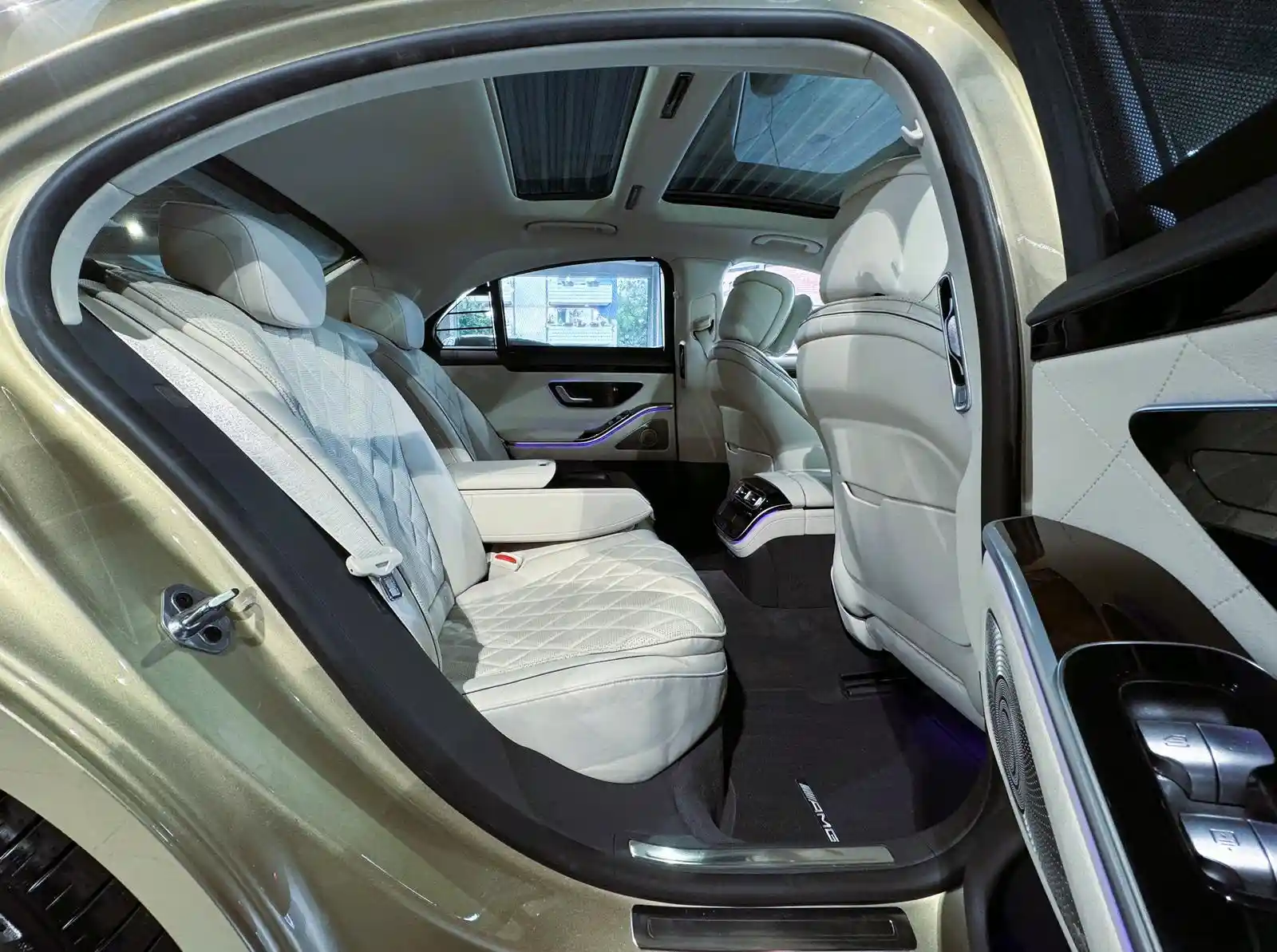 Mercedes-Benz S 500