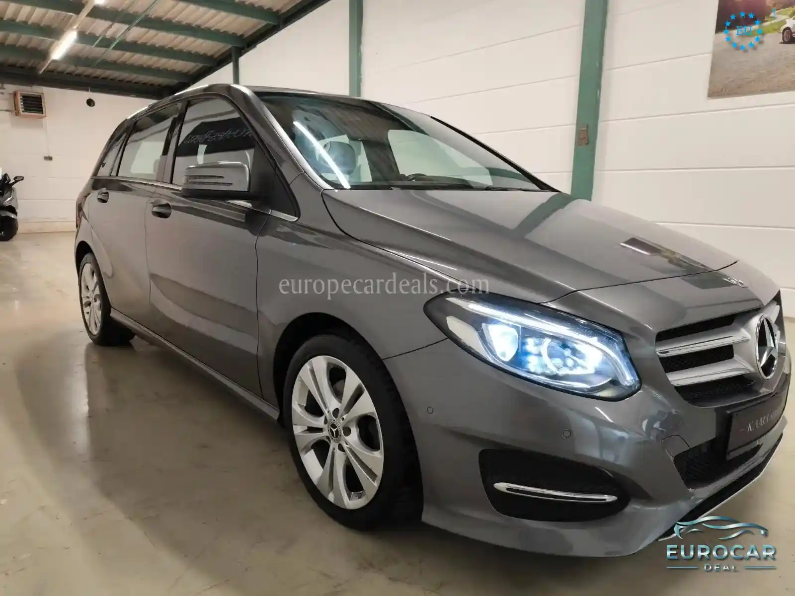 Mercedes-Benz B 200