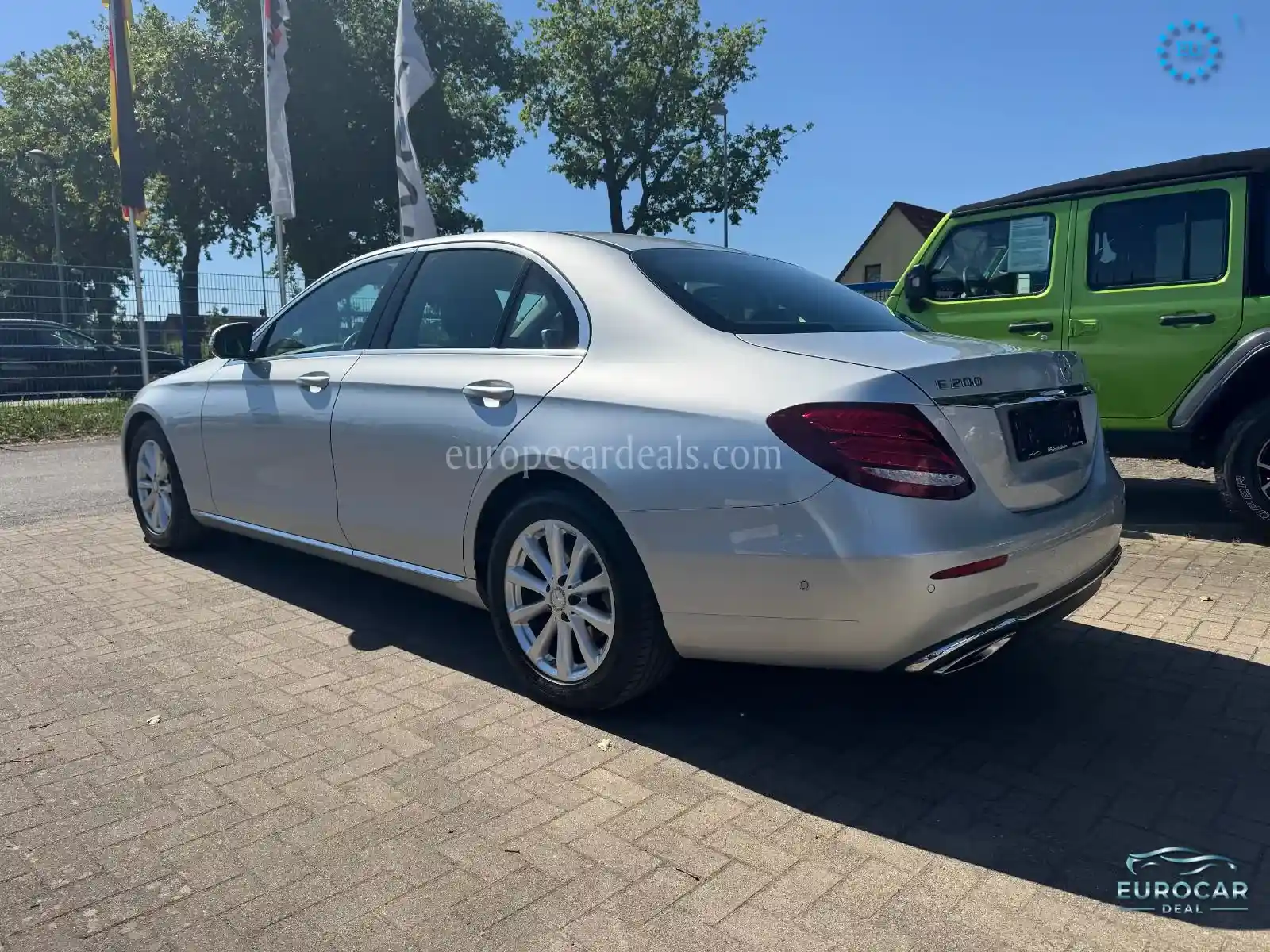 Mercedes-Benz E 200