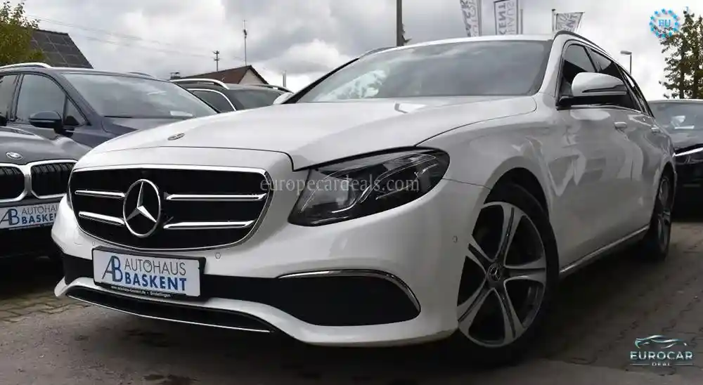 Mercedes-Benz E 220