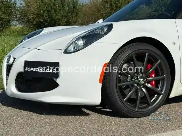 Alfa Romeo 4C