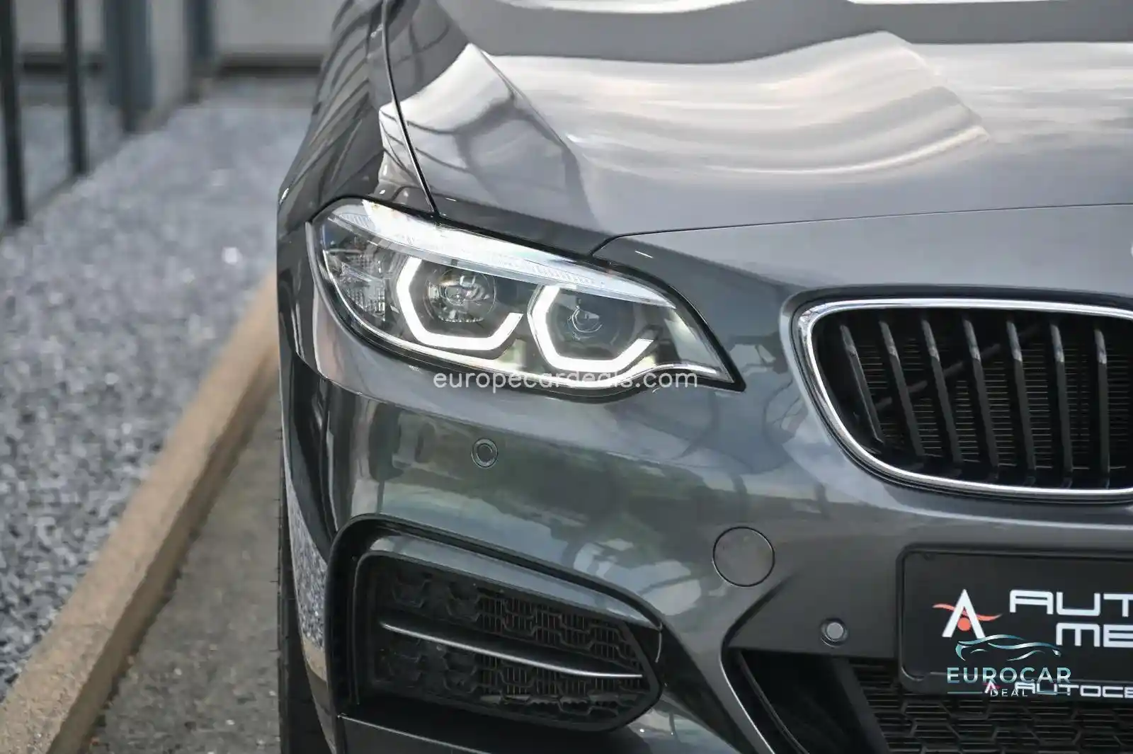 BMW M240i