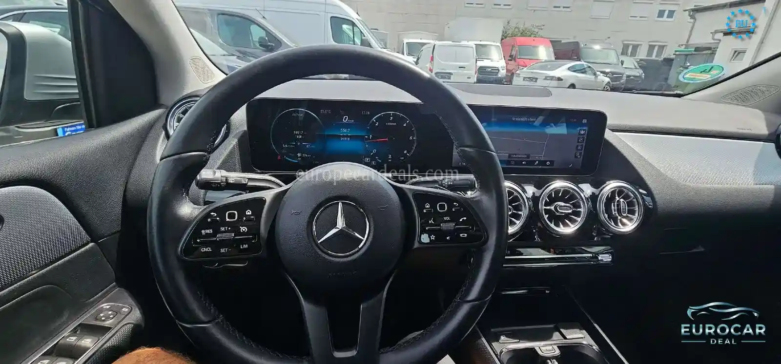 Mercedes-Benz B 180