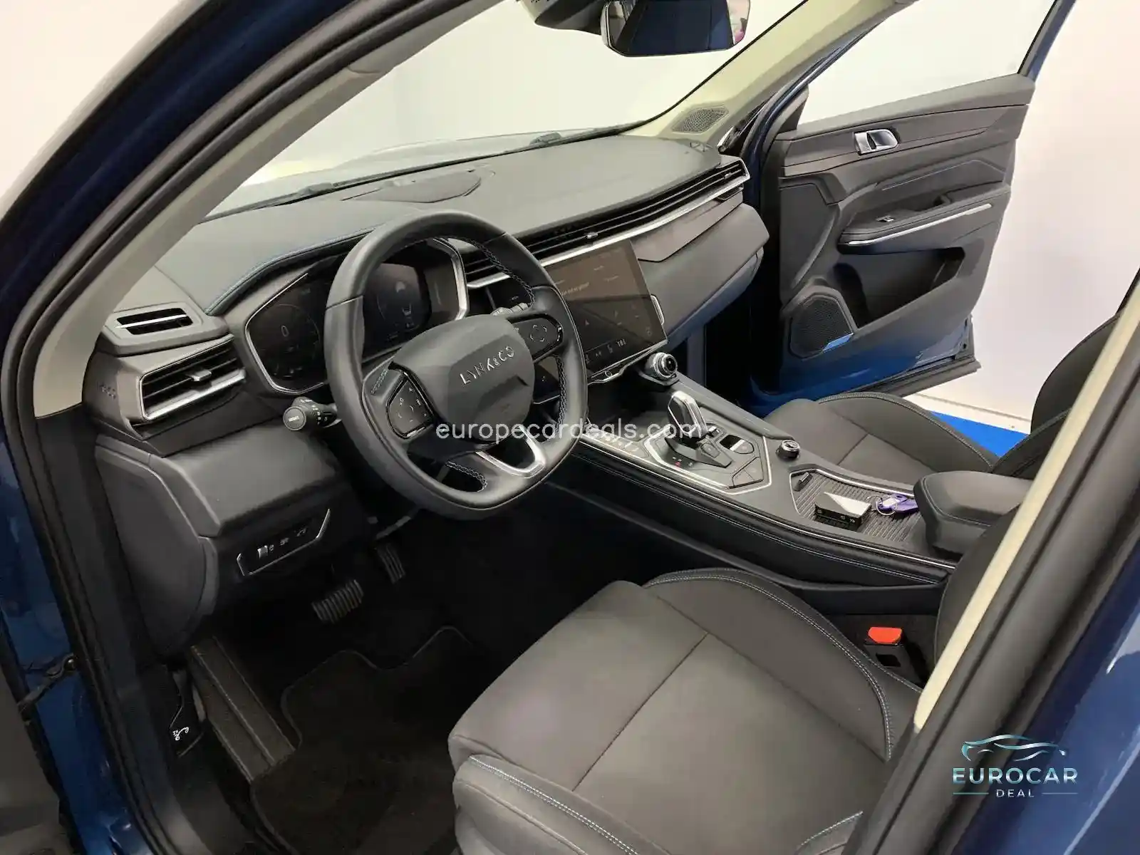 Lynk&Co 01