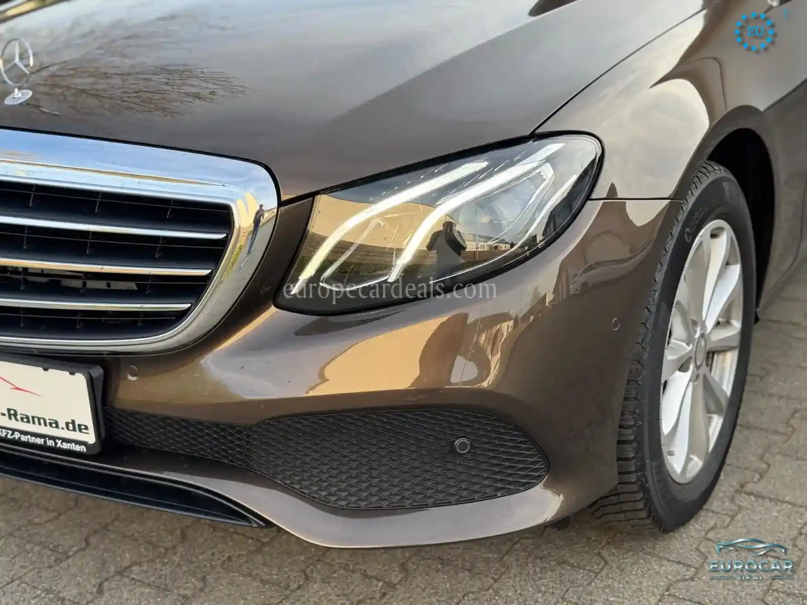 Mercedes-Benz E 200