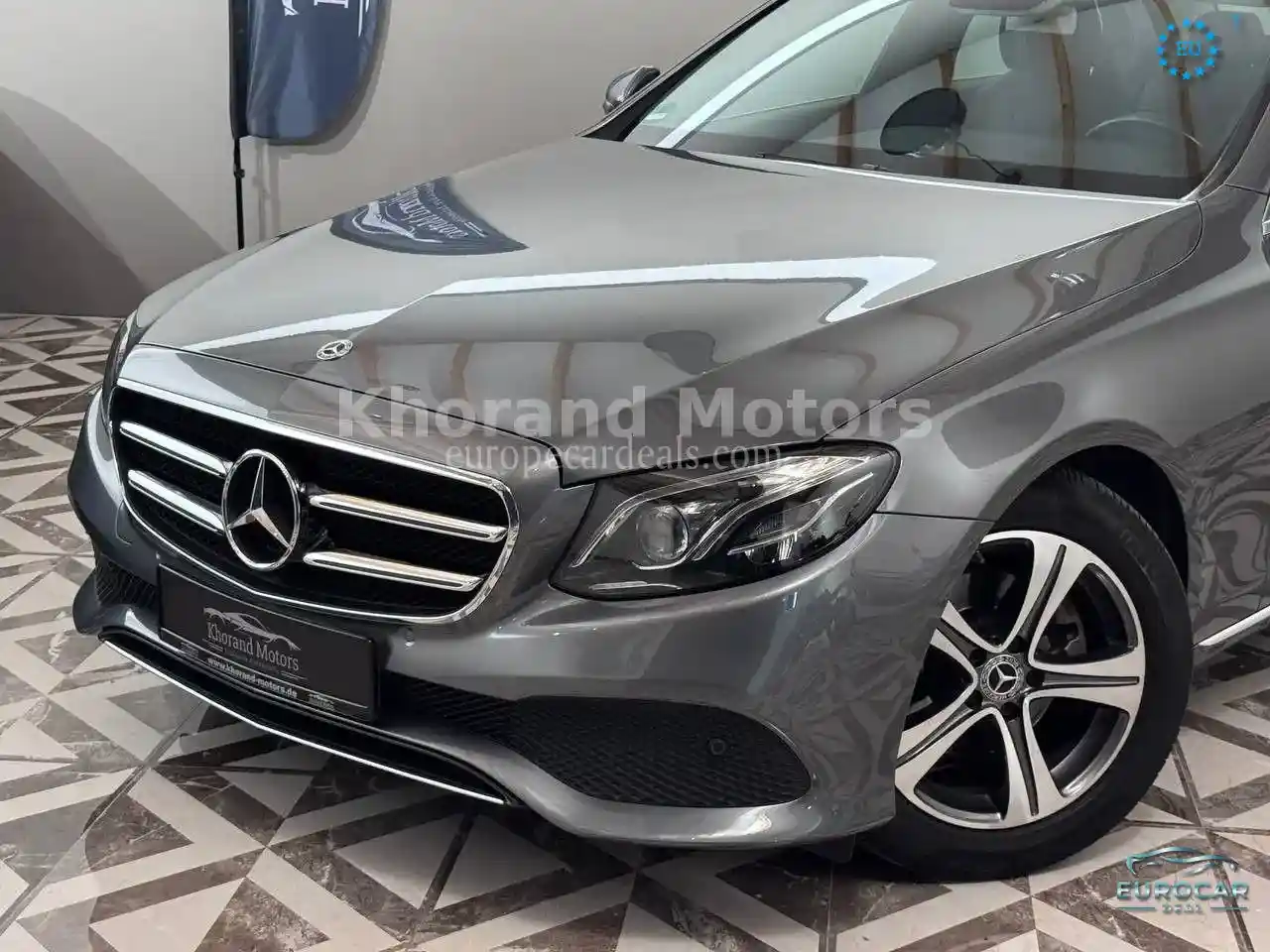 Mercedes-Benz E 220