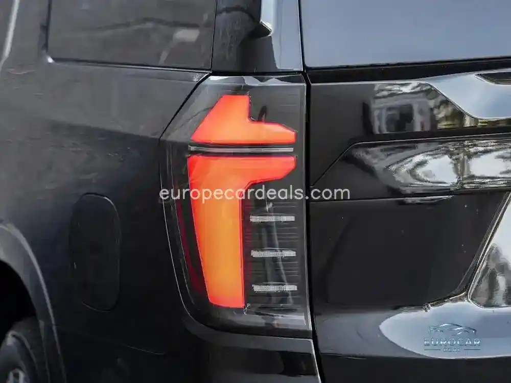 Chevrolet Suburban