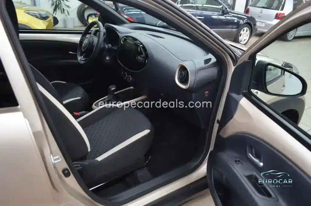 Toyota Aygo (X)