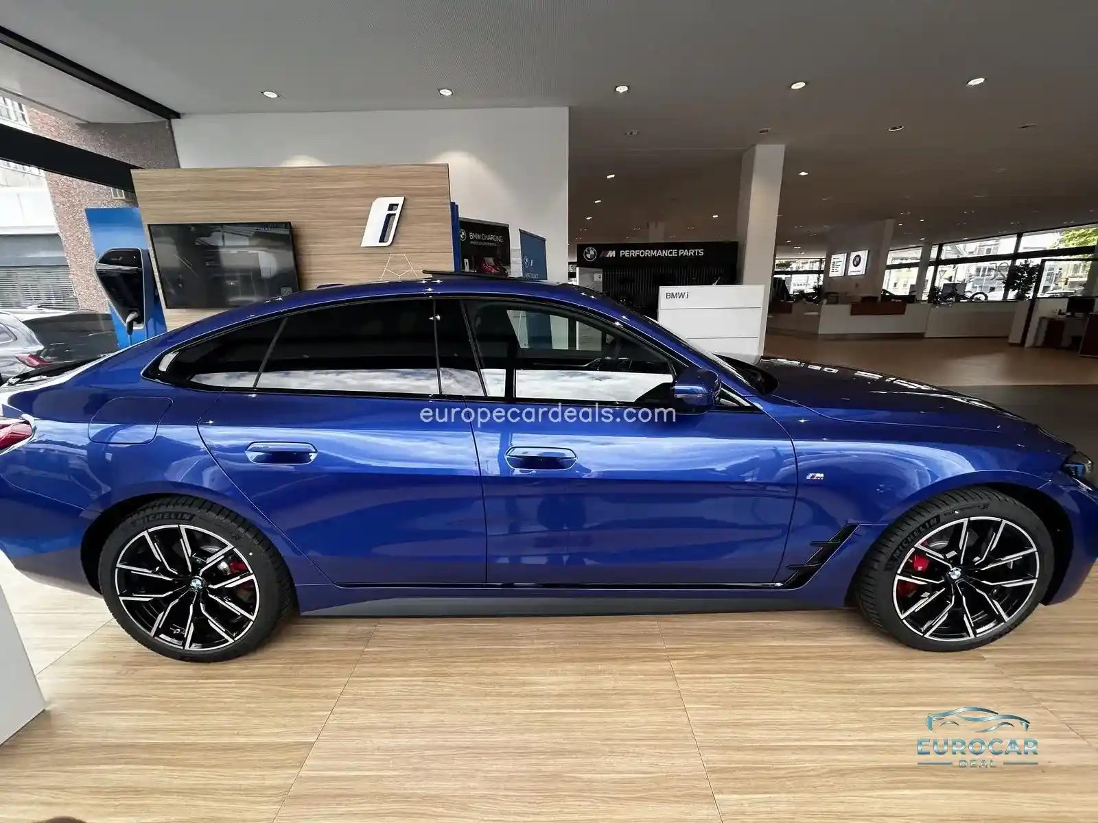 BMW i4