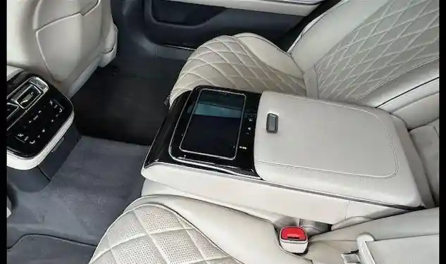 Mercedes-Benz S 500