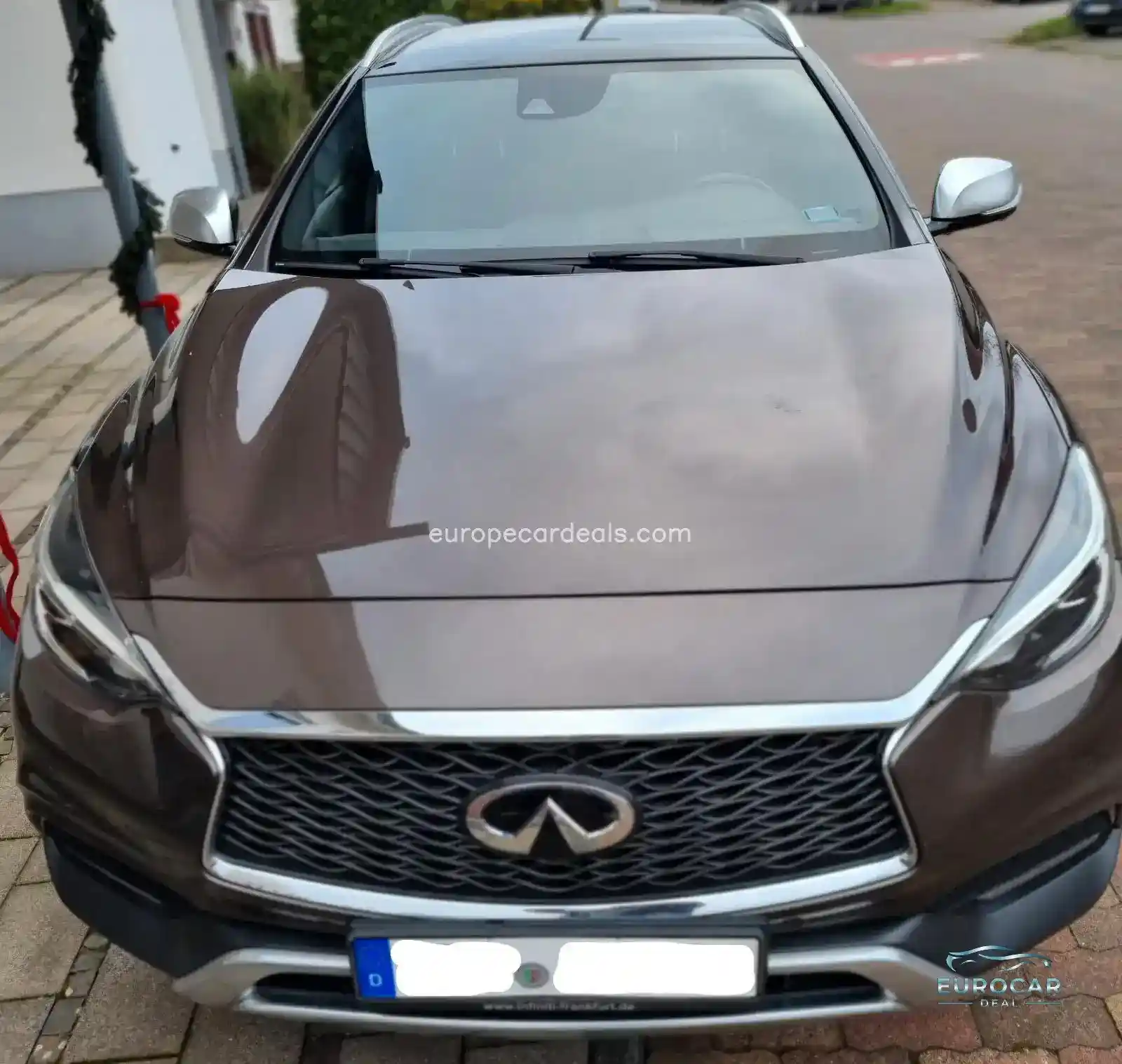 Infiniti QX30